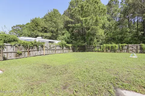 125 Daphne Dr, Hubert, NC 28539 photo 21