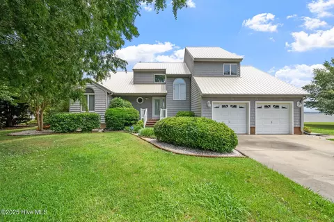 124 Bayshore Dr, Elizabeth City, NC 27909
