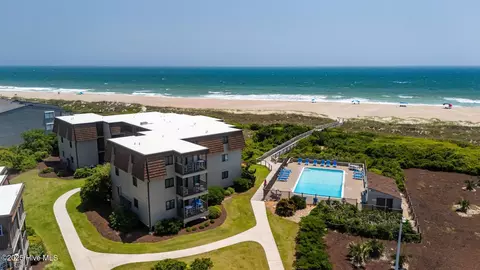 2008 E Fort Macon Rd #A-1, Atlantic Beach, NC 28512