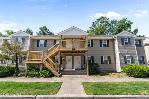 5134 Greenville Loop Rd #D, Wilmington, NC 28409