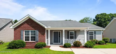 412 Rockland Dr, Greenville, NC 27858