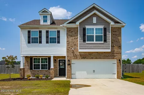 106 Featherstone Ln, New Bern, NC 28562