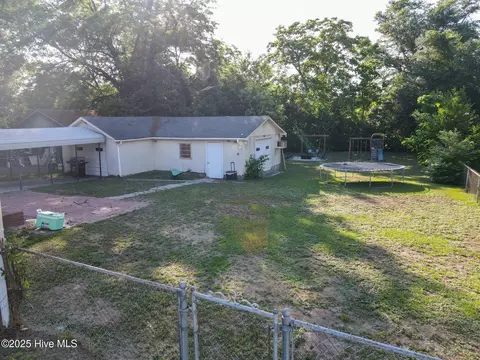 308 Terry St, Hamlet, NC 28345 photo 37