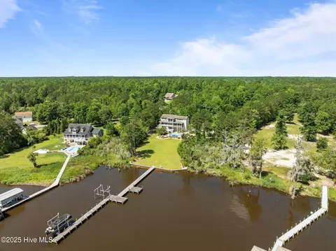 View/Area - 506 Long Point Rd, Chocowinity, NC 27817 photo 5 of 10