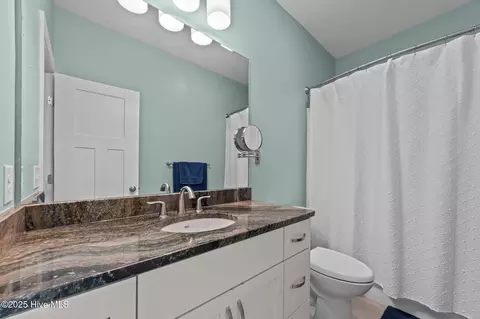 Bath - 506 Long Point Rd, Chocowinity, NC 27817 photo 5 of 7
