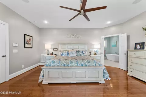Bedroom - 506 Long Point Rd, Chocowinity, NC 27817 photo 3 of 13
