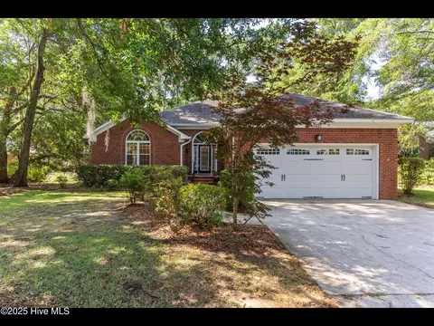 7412 Fern Valley Dr, Wilmington, NC 28412