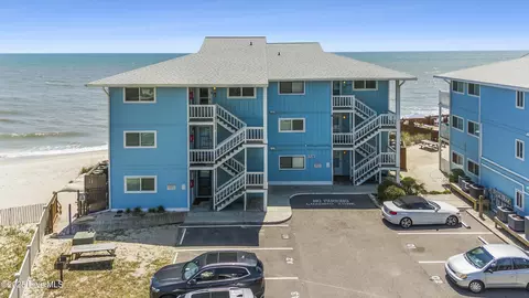 1437 Fort Fisher Blvd S UNIT D3, Kure Beach, NC 28449