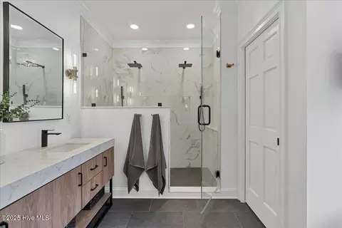 Bath - 21 Abbottsford Dr, Pinehurst, NC 28374 photo 4 of 11