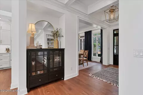 Entry Way - 21 Abbottsford Dr, Pinehurst, NC 28374 photo 3 of 6