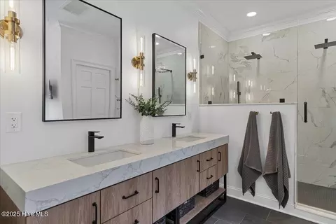 Bath - 21 Abbottsford Dr, Pinehurst, NC 28374 photo 6 of 11