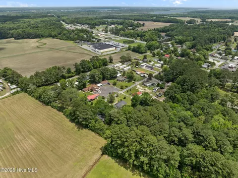 View/Area - 143 Ballard St, Chocowinity, NC 27817 photo 6 of 7