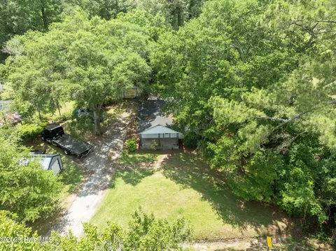 Exterior - 167 Ballard St, Chocowinity, NC 27817 photo 5 of 6