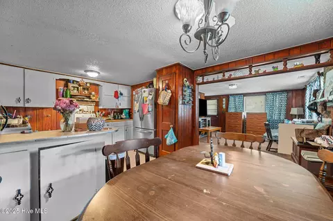 Dining - 167 Ballard St, Chocowinity, NC 27817 photo 2 of 2