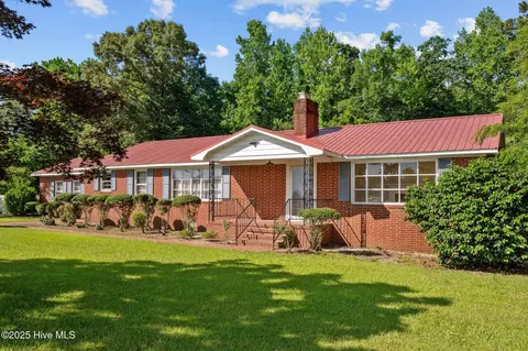 23704 Nc-125, Williamston, NC 27892