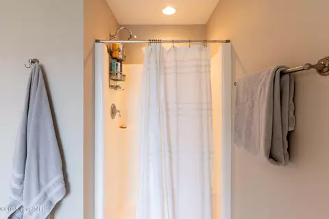 433 Landsdowne Cir, Hampstead, NC 28443 photo 37