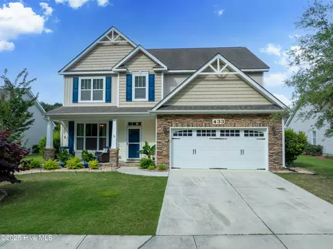 433 Landsdowne Cir, Hampstead, NC 28443 photo 3
