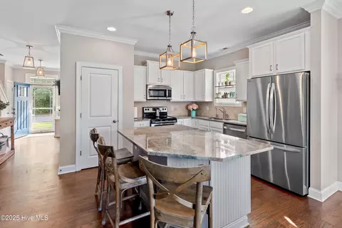 433 Landsdowne Cir, Hampstead, NC 28443 photo 11