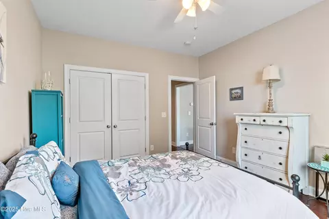 433 Landsdowne Cir, Hampstead, NC 28443 photo 17