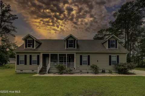 1701 Lincoln Rd NE, Leland, NC 28451