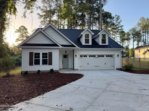 311 Front St, Vass, NC 28394 photo 2