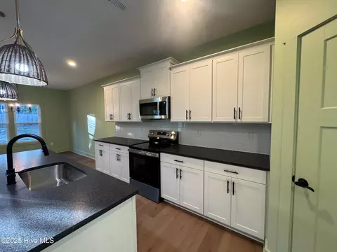 311 Front St, Vass, NC 28394 photo 5