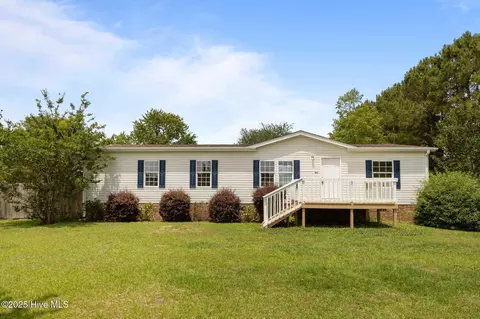 143 Grey Beard Dr, Rocky Point, NC 28457