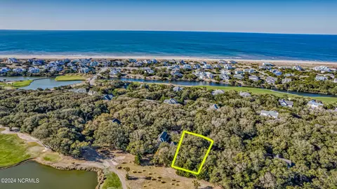 17 Red Cedar Trl, Bald Head Island, NC 28461