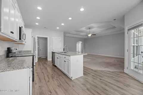 2001 Snapper St, New Bern, NC 28562 photo 11
