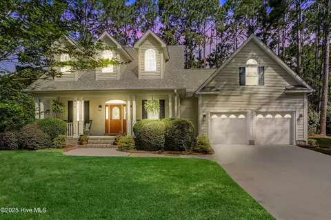 3878 White Blossom Cir, Southport, NC 28461