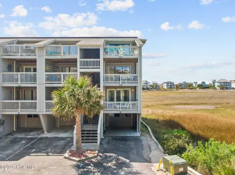 1801 Canal Dr UNIT C6, Carolina Beach, NC 28428