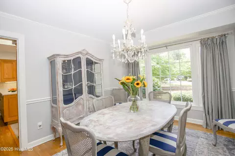 Dining - 7 Saddle Pl, Pinehurst, NC 28374 photo 1 of 4