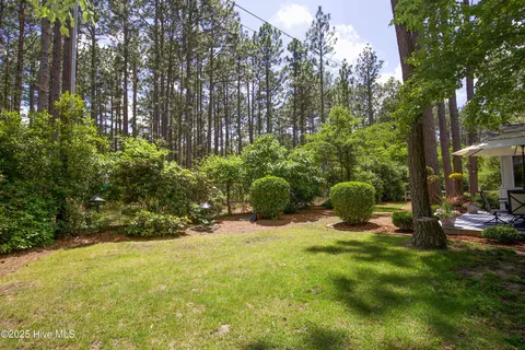 Exterior - 7 Saddle Pl, Pinehurst, NC 28374 photo 3 of 28