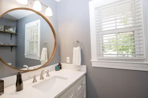 Bath - 7 Saddle Pl, Pinehurst, NC 28374 photo 1 of 6