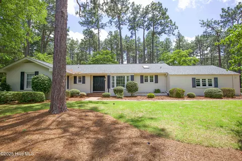 7 Saddle Pl, Pinehurst, NC 28374