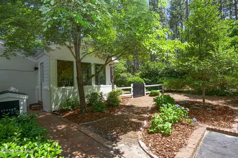 Exterior - 7 Saddle Pl, Pinehurst, NC 28374 photo 23 of 28