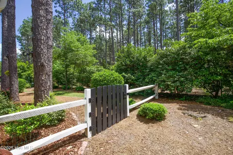 Exterior - 7 Saddle Pl, Pinehurst, NC 28374 photo 17 of 28