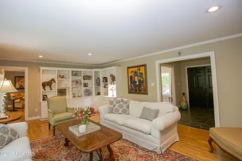 Living - 7 Saddle Pl, Pinehurst, NC 28374 photo 3 of 3