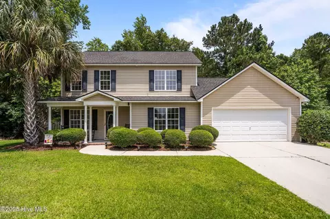 100 Hedingham Ct, Wilmington, NC 28412