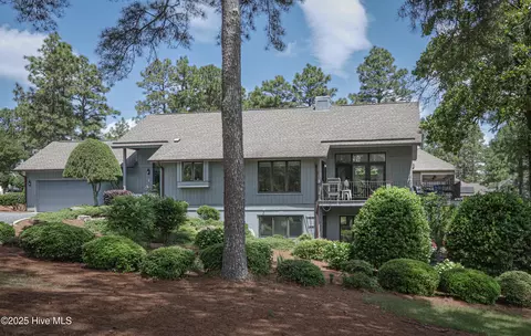 12 Shenecossett Ln, Pinehurst, NC 28374
