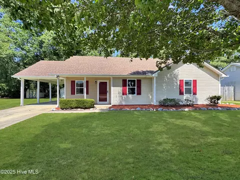 130 Summerfield St, Elizabeth City, NC 27909