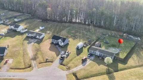 1006 Lindsay Ct, Elizabeth City, NC 27909