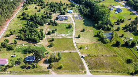 126 Vick Ave, Carthage, NC 28327