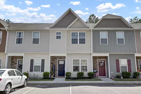 141 Beacon Woods Dr, Holly Ridge, NC 28445