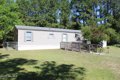 3246 Shell Point Rd SW, Shallotte, NC 28470