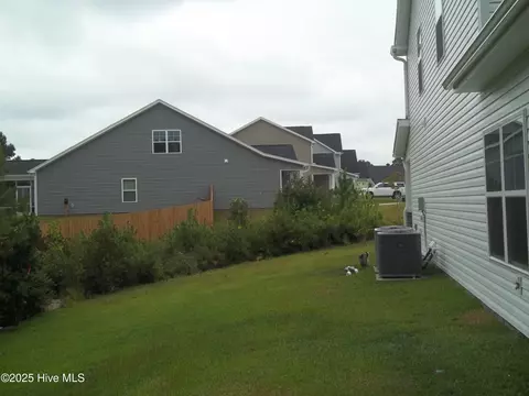 209 Balustrade Way, Hampstead, NC 28443 photo 10