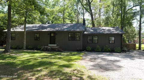 1100 Spivey Rd, Whiteville, NC 28472