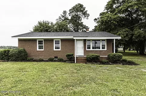 8774 Red Oak Battleboro Rd, Battleboro, NC 27809