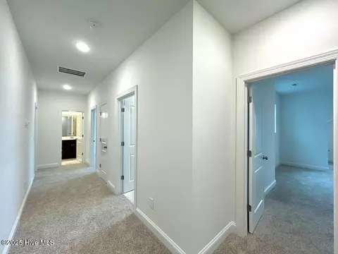 Entry Way - 802 Tupelo Tree Dr, Hubert, NC 28539 photo 11 of 11