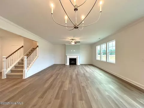 Living - 802 Tupelo Tree Dr, Hubert, NC 28539 photo 3 of 7